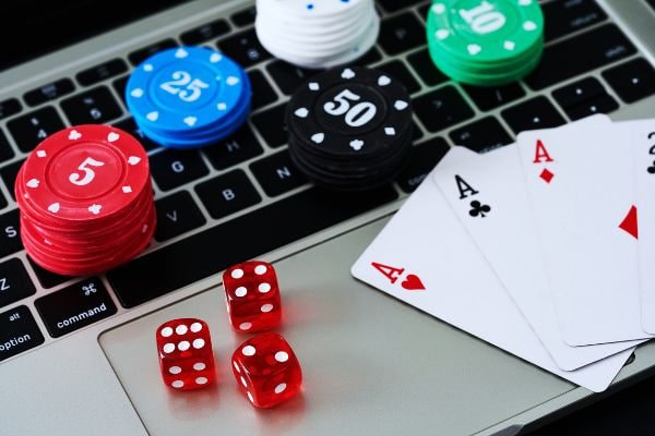 Giao diện game slot thu2 với nhiều chủ đề đa dạng trên mobile